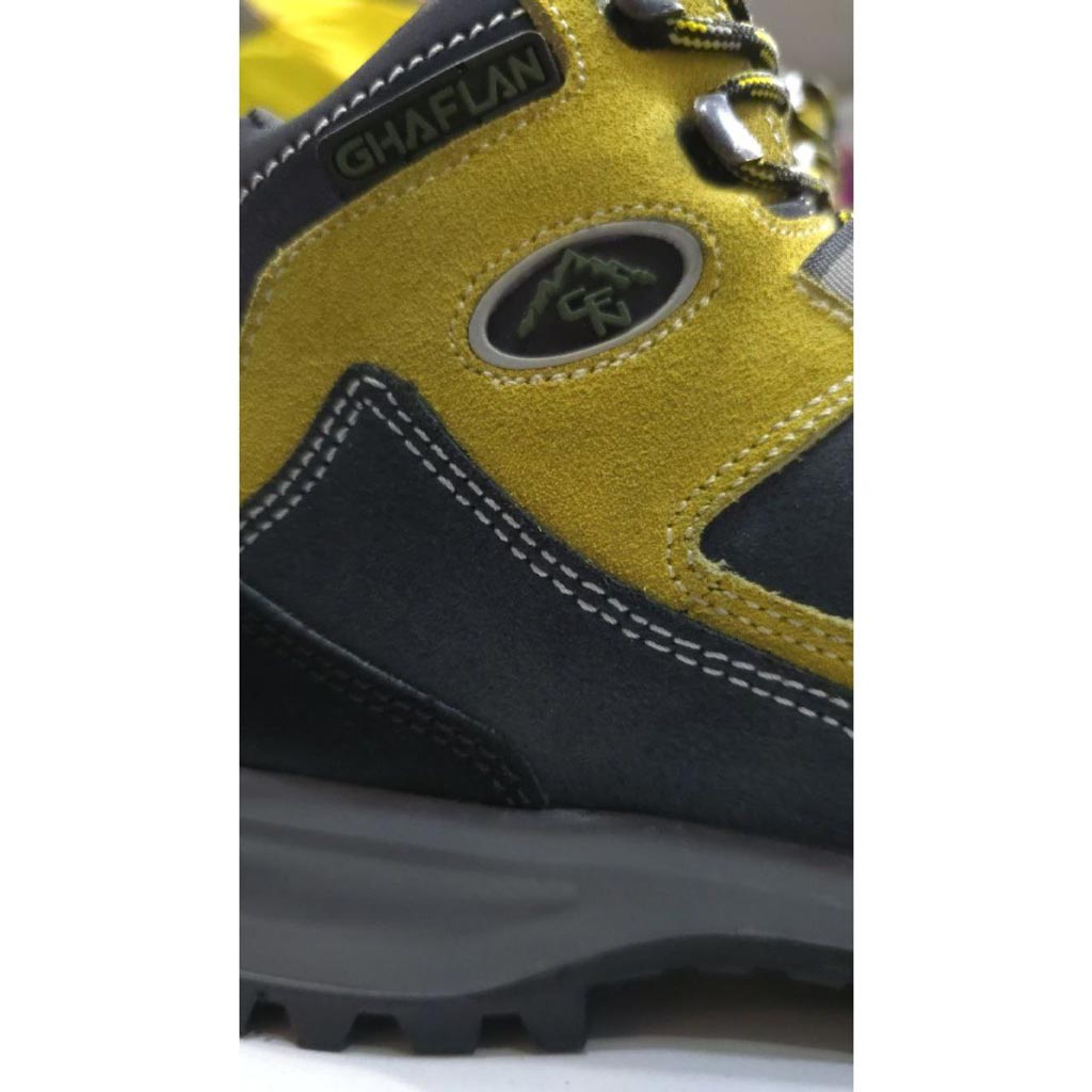 کفش کوهنوردی نیم ساق قافلان مدل هرم